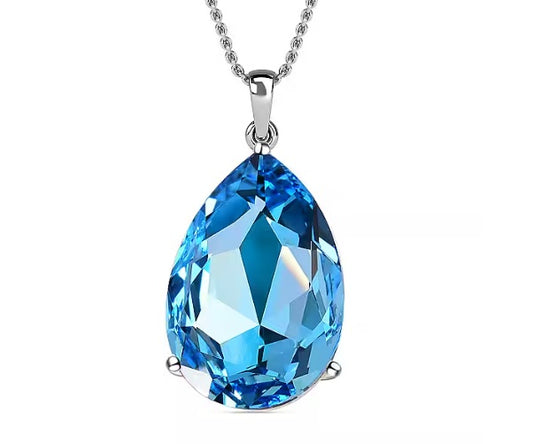 A Dazzling Jewel Pendant from Swarovski