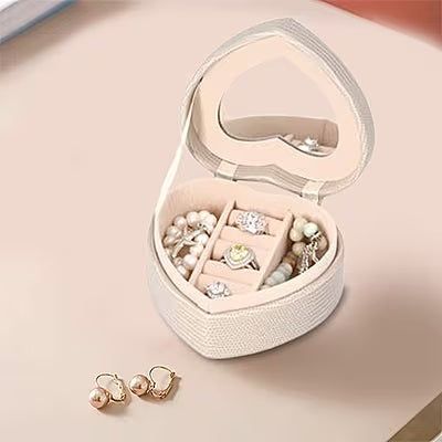 Small Heart Shaped Jewellery Box in Ivory